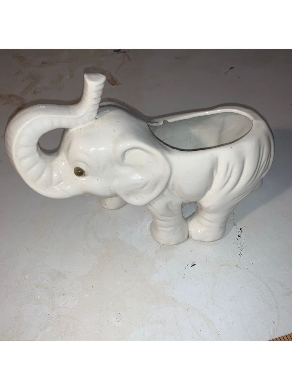 Unbranded White Elephant planter Decor One Size
